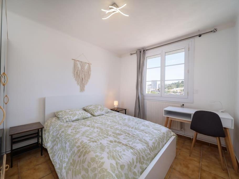 Appartement Tout Equipe Traversant 6 A 8 Couchages Marseilles Exterior foto