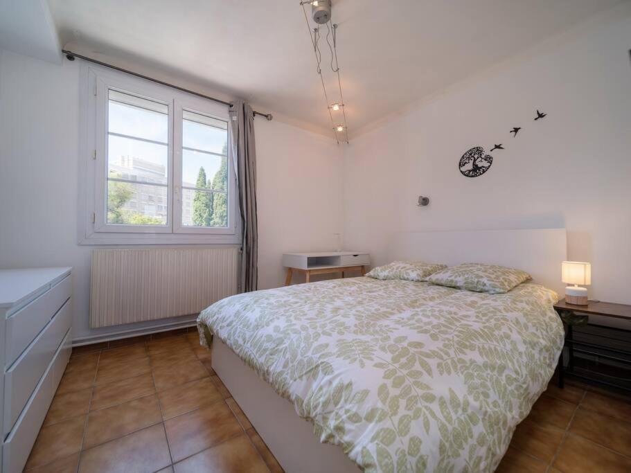Appartement Tout Equipe Traversant 6 A 8 Couchages Marseilles Exterior foto