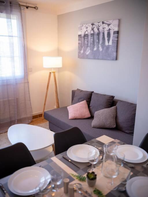 Appartement Tout Equipe Traversant 6 A 8 Couchages Marseilles Exterior foto